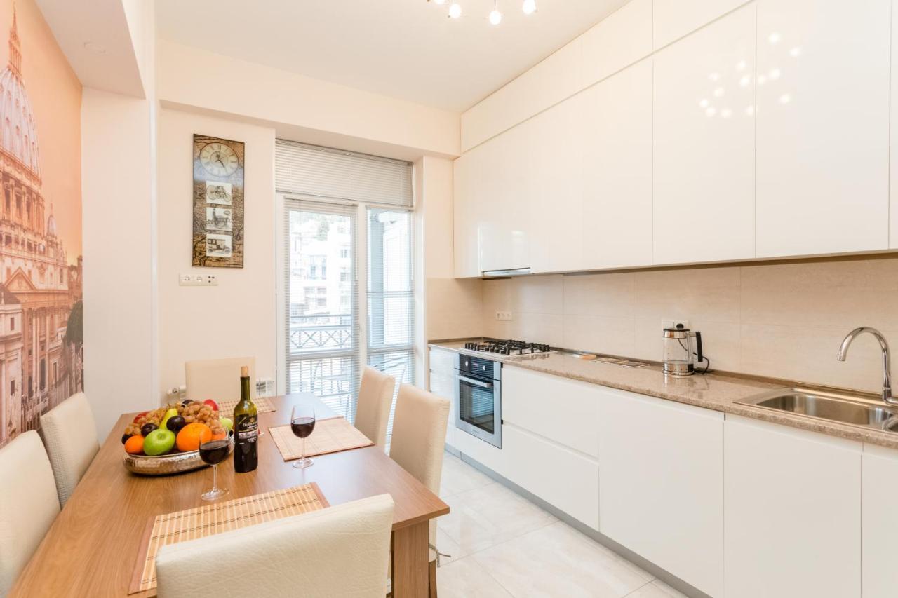 Downtown Two-Bedroom Apartment Ll Tbiliszi Kültér fotó