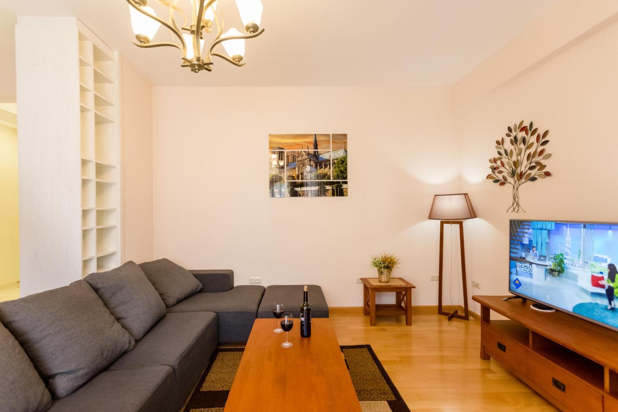 Downtown Two-Bedroom Apartment Ll Tbiliszi Kültér fotó