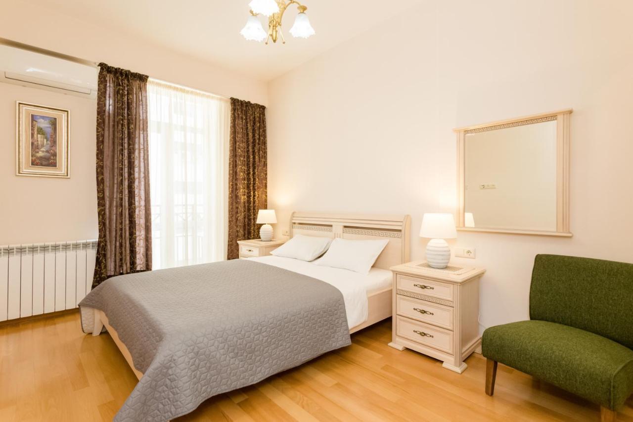 Downtown Two-Bedroom Apartment Ll Tbiliszi Kültér fotó